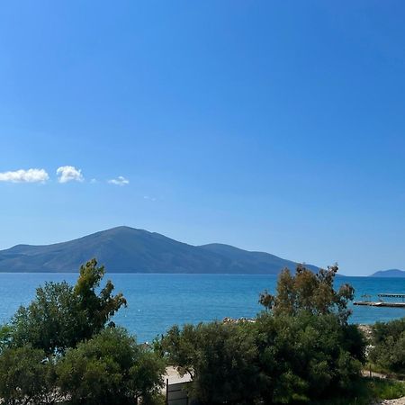 Hotel Divers Vlorë Exteriör bild